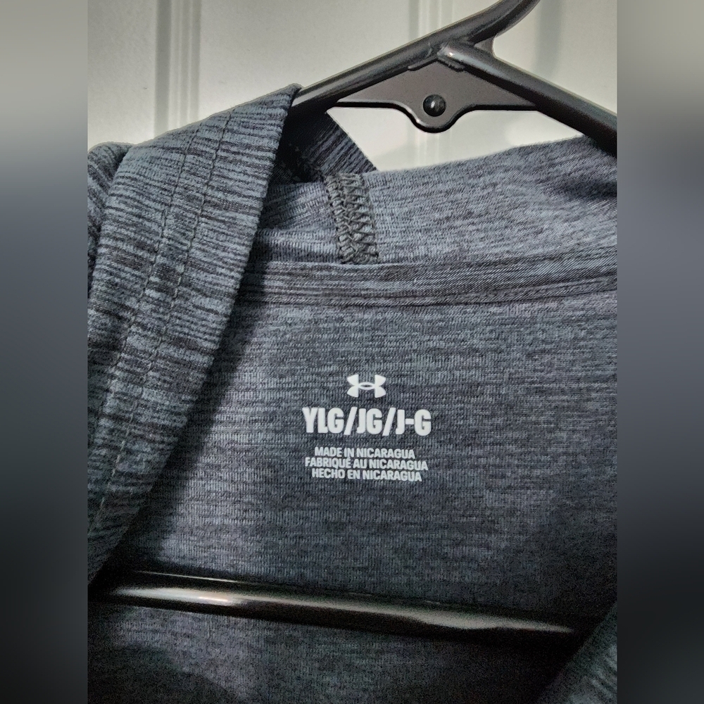 Under Armour Boys Lightweight Charcoal Hoodie, Size Youth Large - Picture 2 of 3